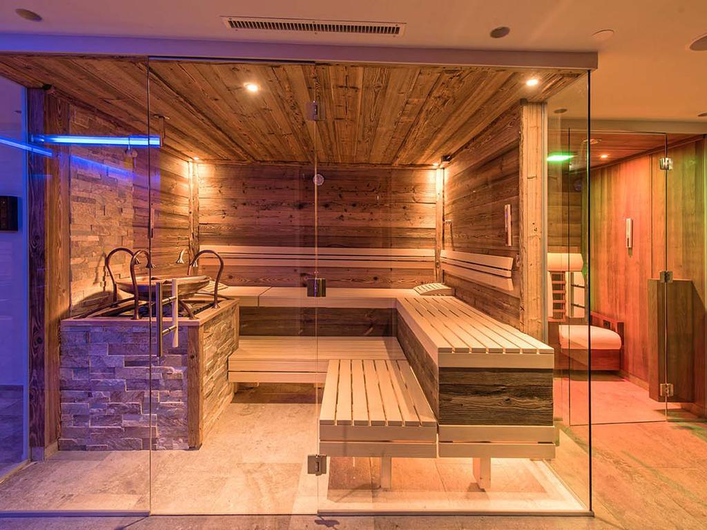 Hotel Universo Зерфаус Екстериор снимка