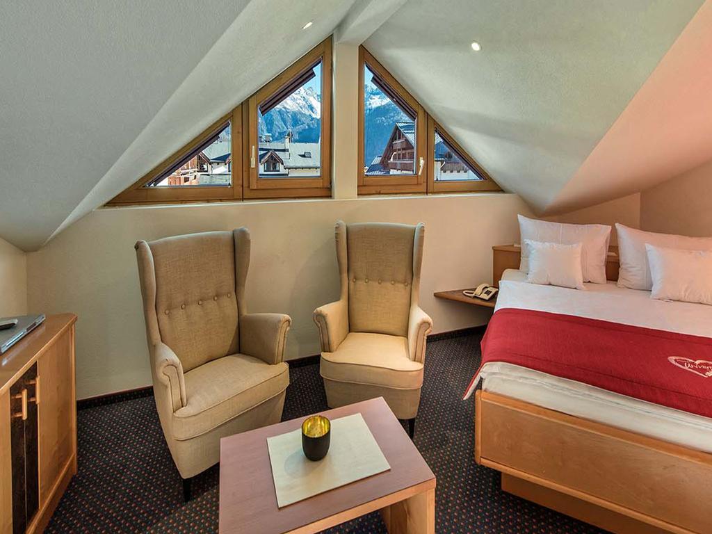 Hotel Universo Зерфаус Стая снимка